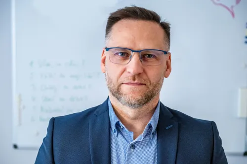 Martin, ředitel firmy